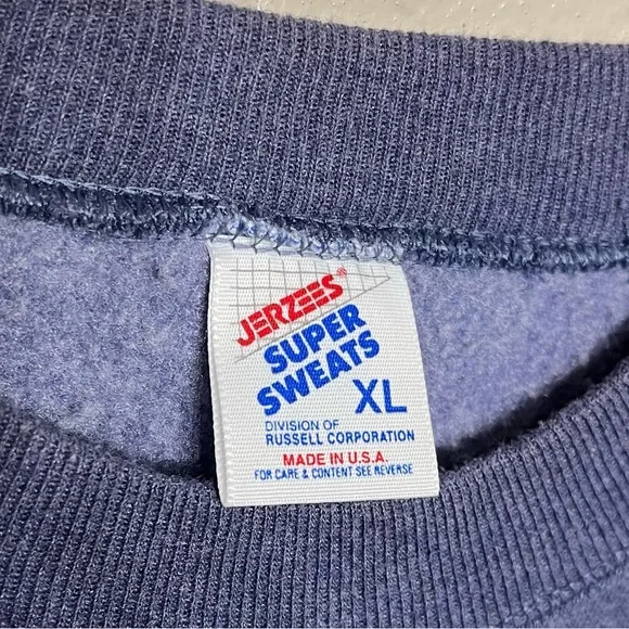 Vintage Ford Trucks Built Tough Crewneck Sweater XL USA - Picture 4 of 5